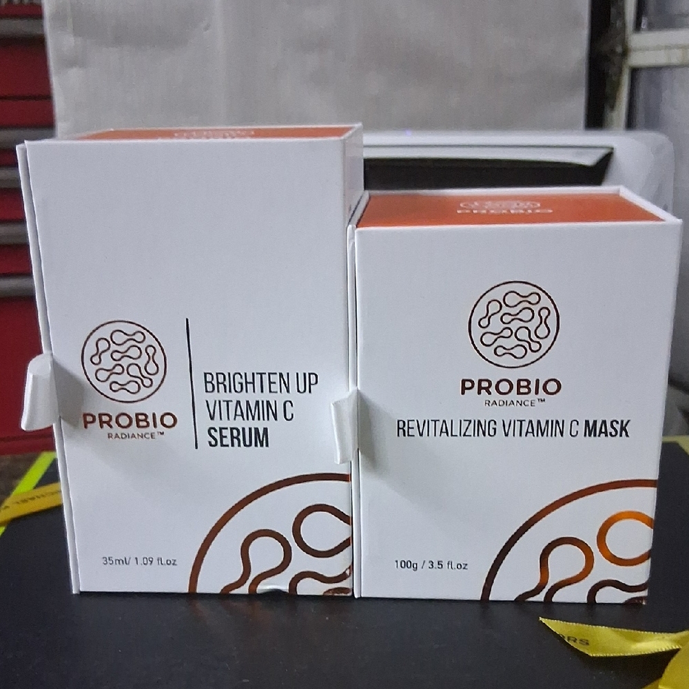 Probio Radiance Vitamin C Serum and Mask Set